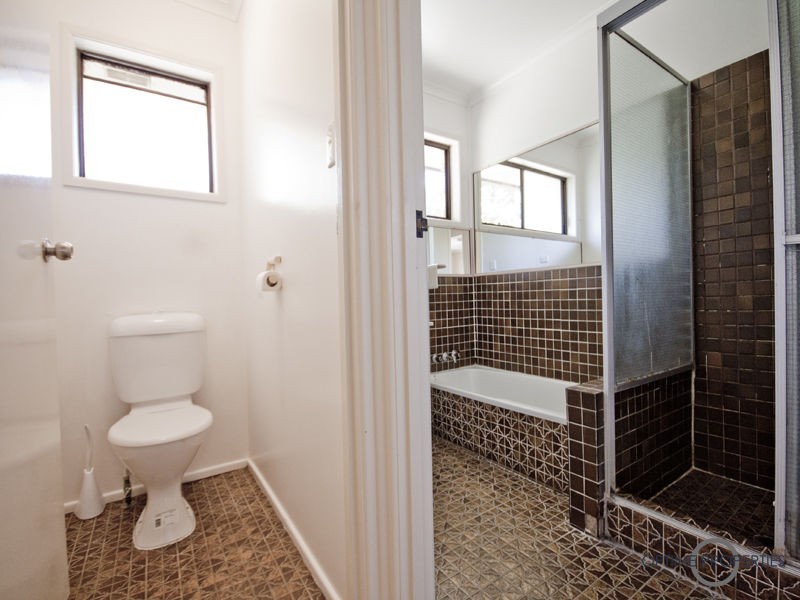 44 Dandenong Road, Jamboree Heights QLD 4074
