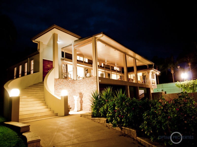 5 Sturt Court, Mount Ommaney QLD 4074