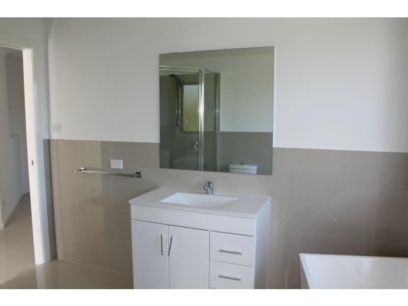 10 Lincoln Road, Port Macquarie NSW 2444