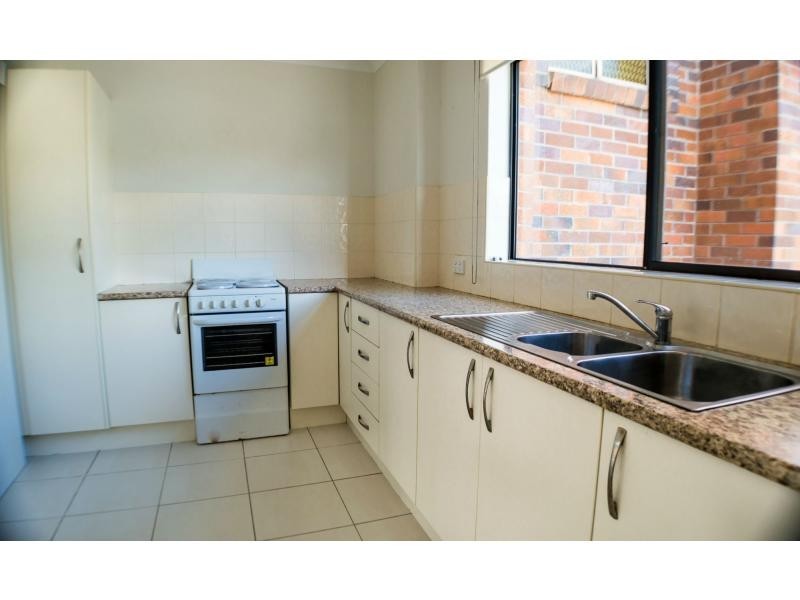 2/6 Hollingworth Street, Port Macquarie NSW 2444