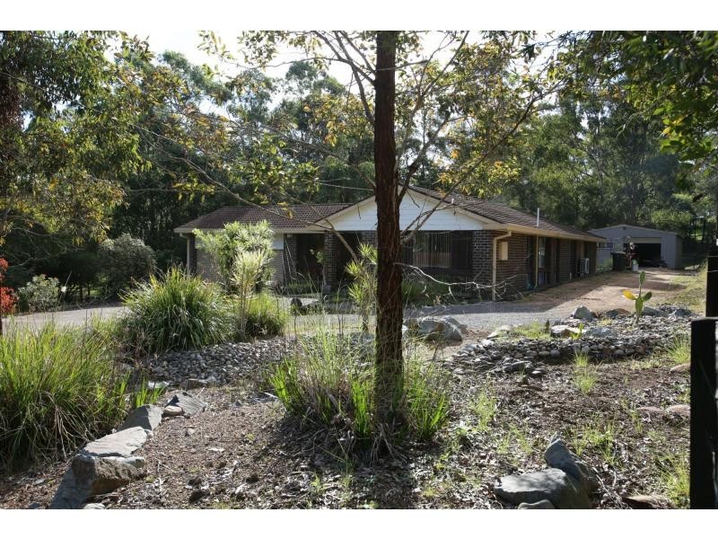 5 Warrew Crescent, King Creek NSW 2446