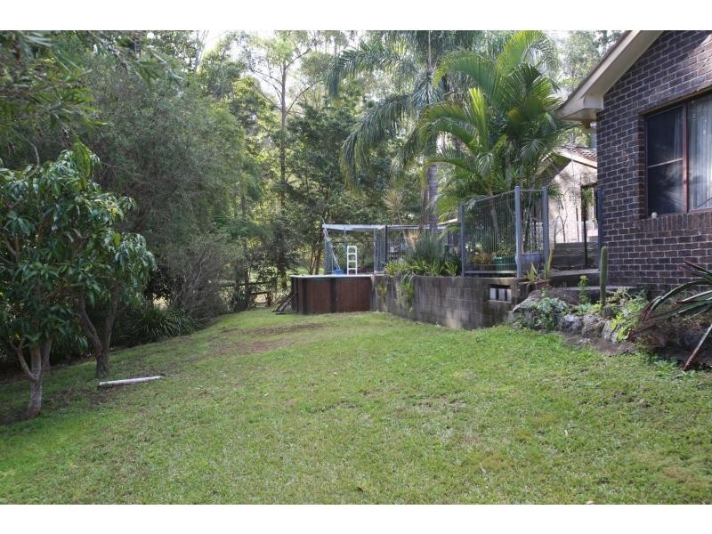 5 Warrew Crescent, King Creek NSW 2446