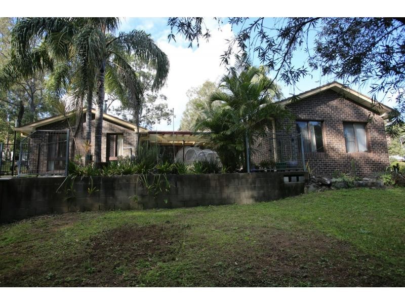 5 Warrew Crescent, King Creek NSW 2446