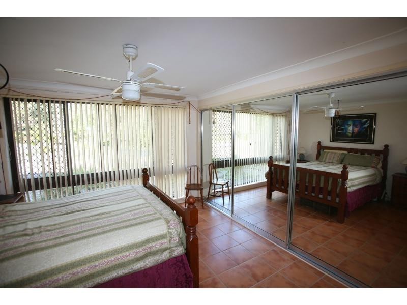 5 Warrew Crescent, King Creek NSW 2446