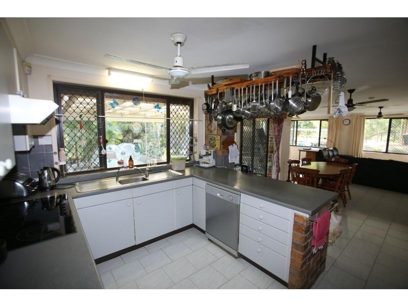 5 Warrew Crescent, King Creek NSW 2446