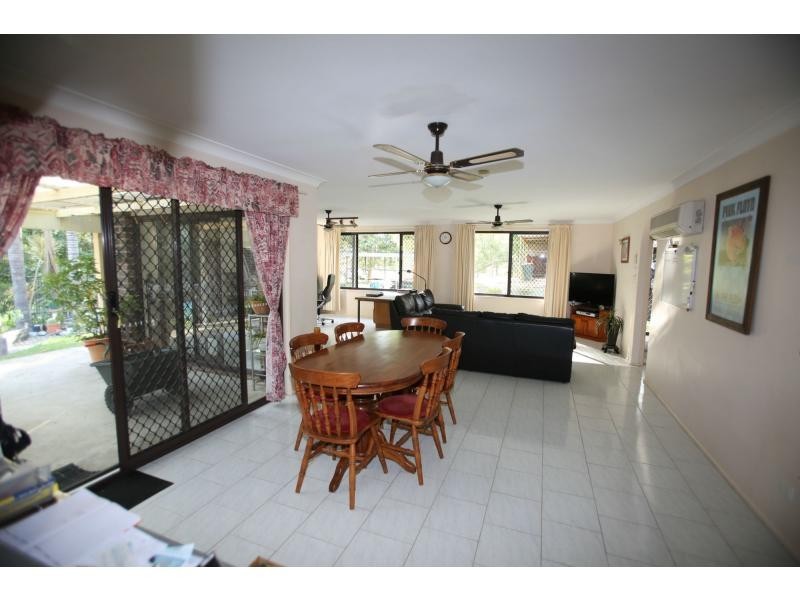 5 Warrew Crescent, King Creek NSW 2446