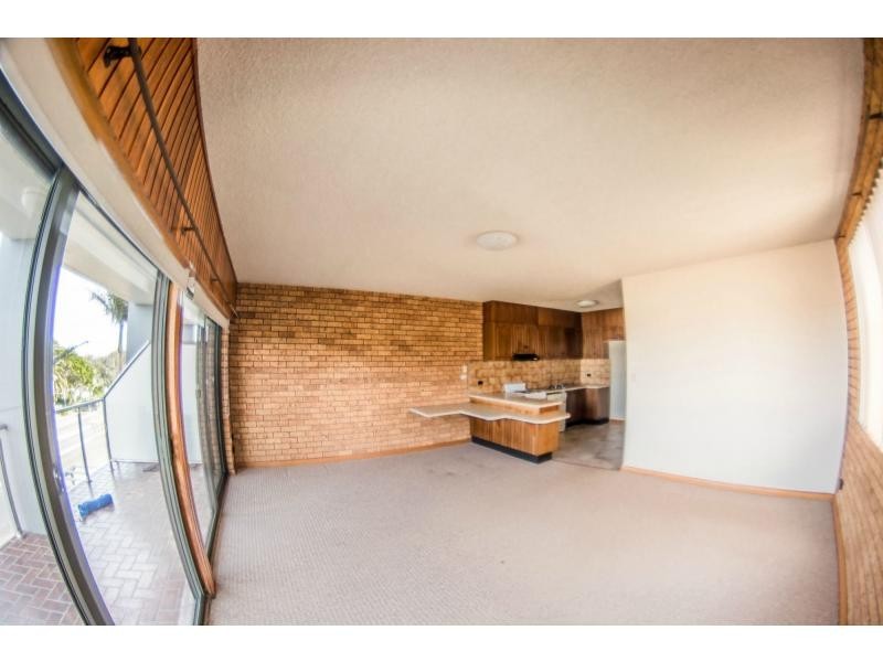 2/39 Matthew Flinders Drive, Port Macquarie NSW 2444