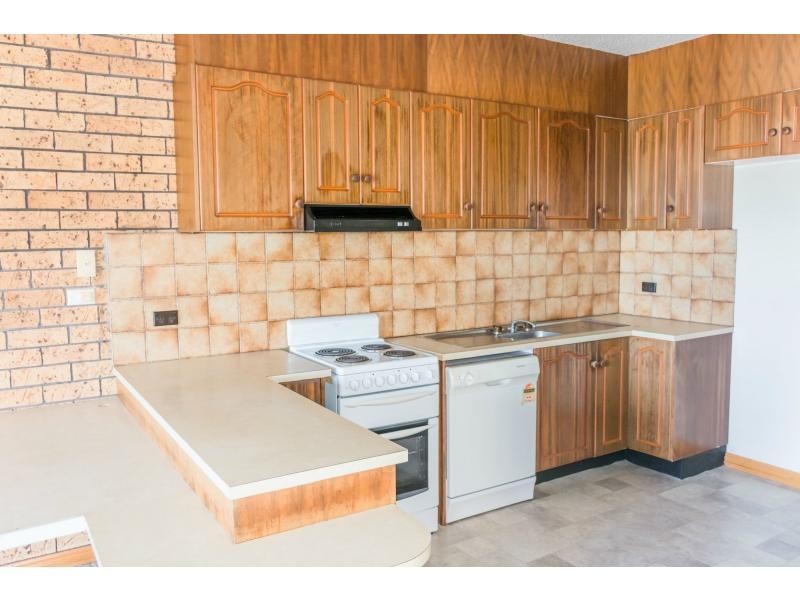 2/39 Matthew Flinders Drive, Port Macquarie NSW 2444