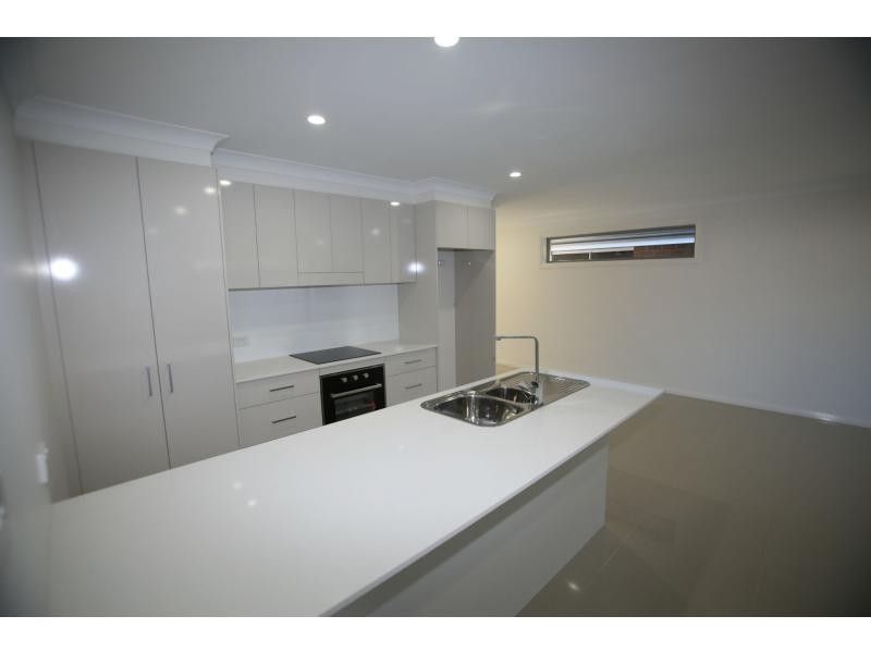 24 Lincoln Rd, Port Macquarie NSW 2444