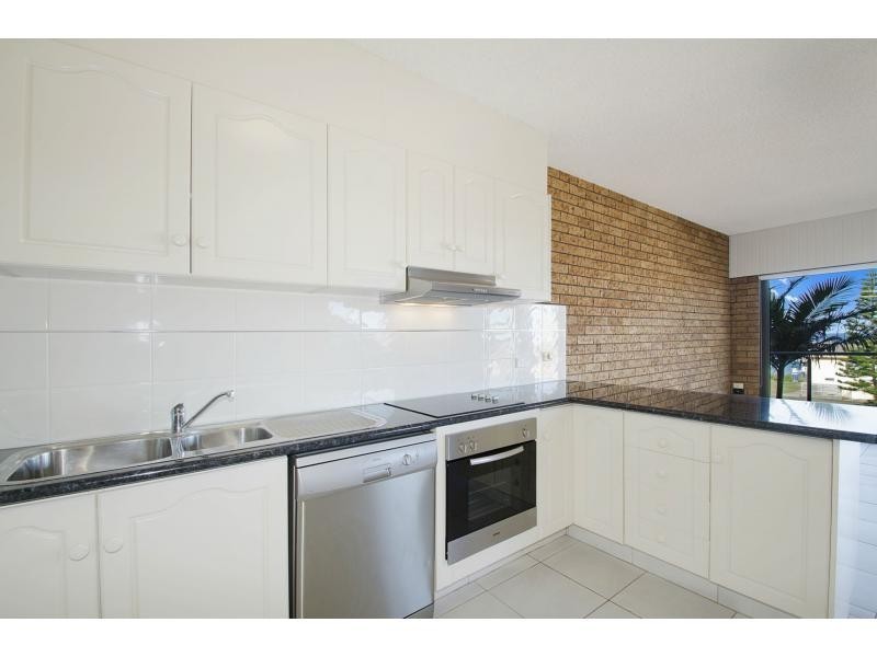 1/39 Matthew Flinders Drive, Port Macquarie NSW 2444