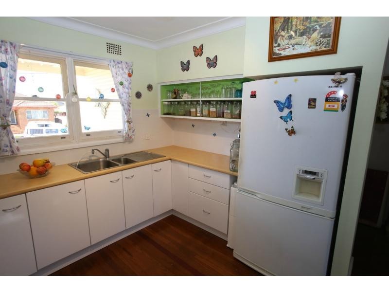 12 Hilltop Cres, Port Macquarie NSW 2444