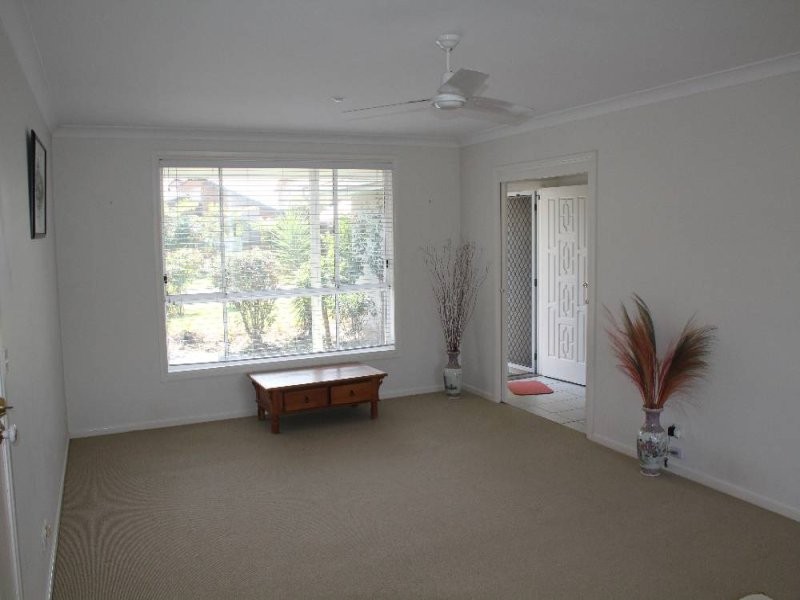 16 Laguna Place, Port Macquarie NSW 2444