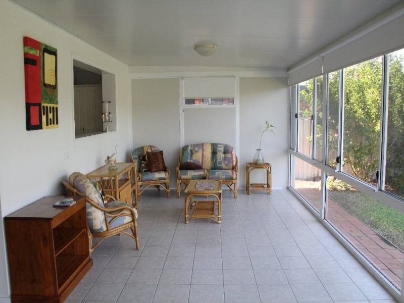 16 Laguna Place, Port Macquarie NSW 2444