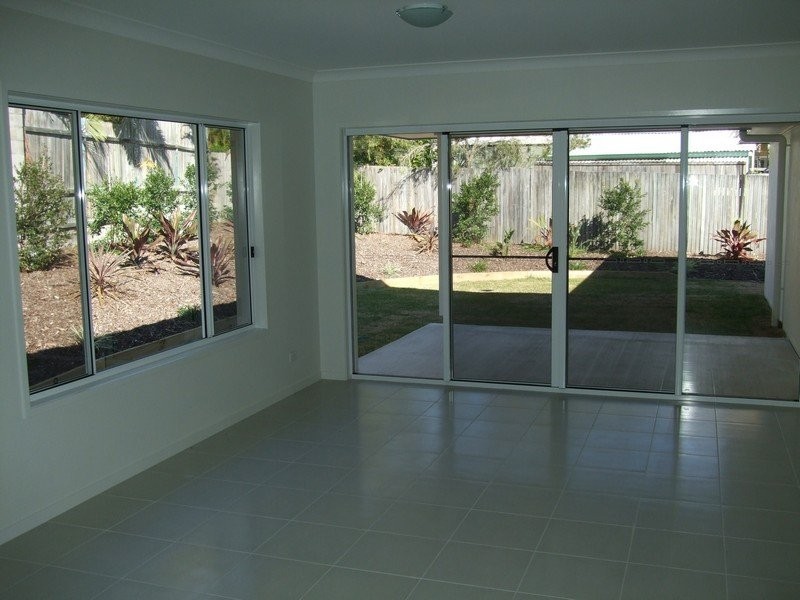 47 Dame Patti Drive, Sunrise Beach QLD 4567