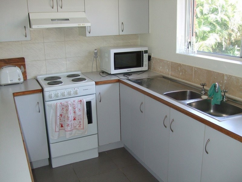 15 Ridgeway Street, Sunrise Beach QLD 4567