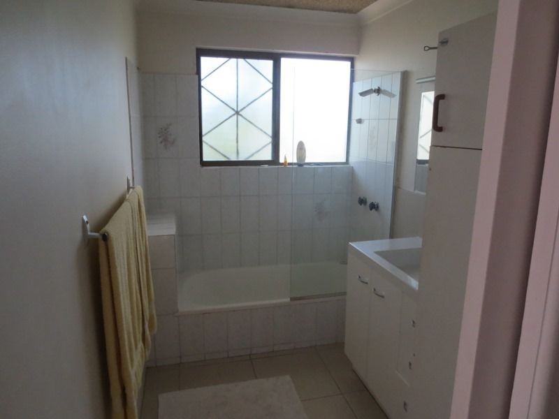 1/17 Sobraon Street, Sunrise Beach QLD 4567