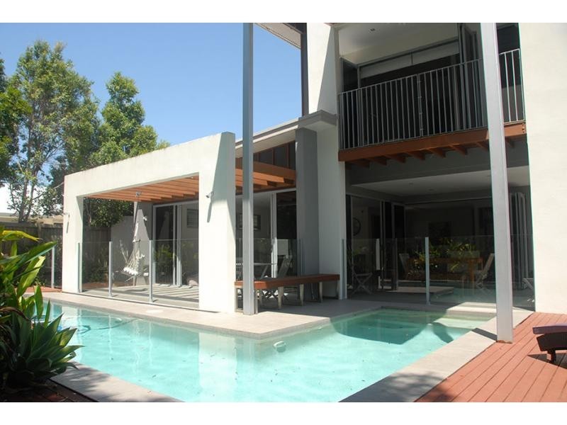 9 Bunker Court, Peregian Springs QLD 4573
