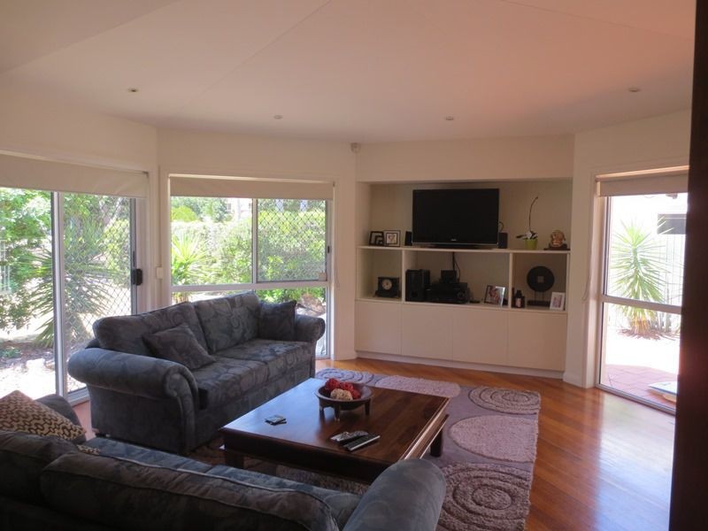 2 Windsurf Place, Noosa Waters QLD 4566