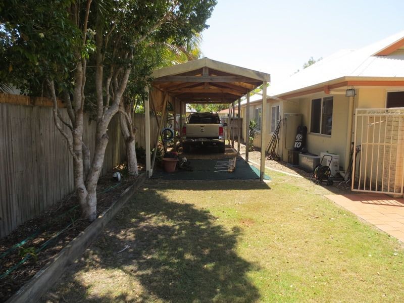 2 Windsurf Place, Noosa Waters QLD 4566