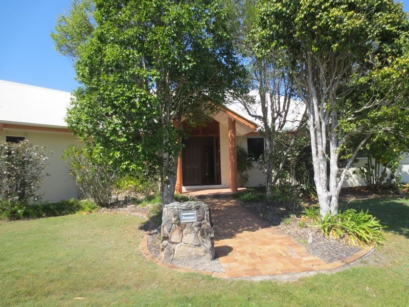 2 Windsurf Place, Noosa Waters QLD 4566