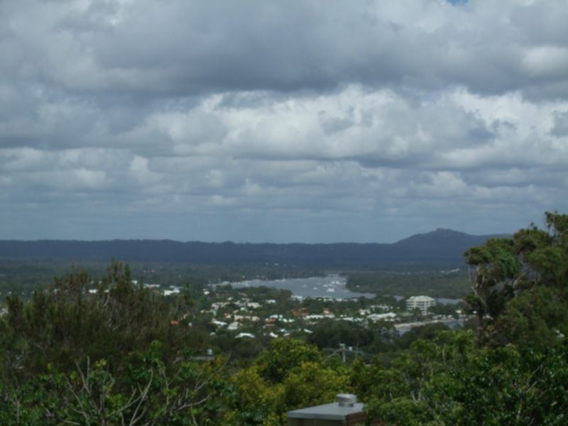 3/2 Attunga Heights, Noosa Heads QLD 4567