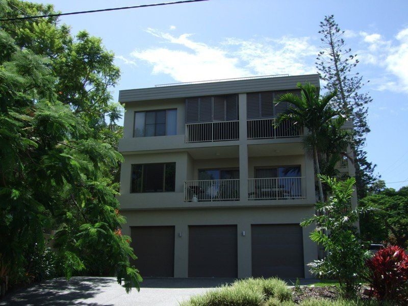 3/2 Attunga Heights, Noosa Heads QLD 4567