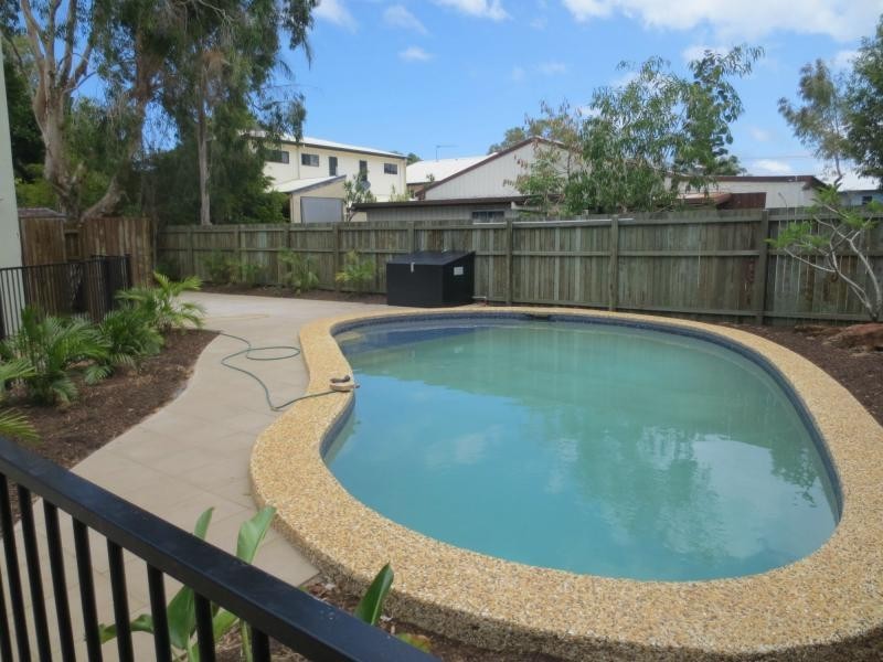 4/215 Weyba Road, Noosaville QLD 4566