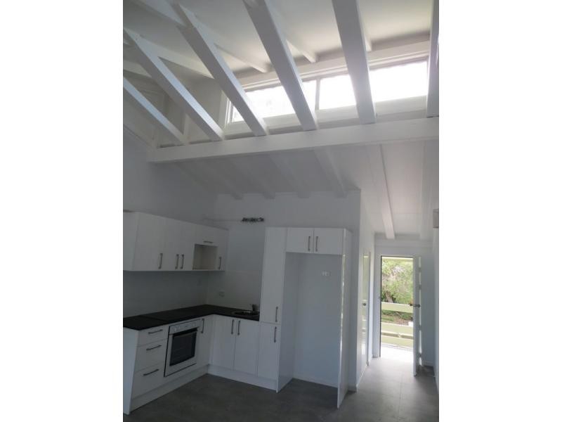 2/215 Weyba Road, Noosaville QLD 4566