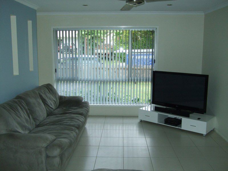 8 Niblick Street, Tewantin QLD 4565