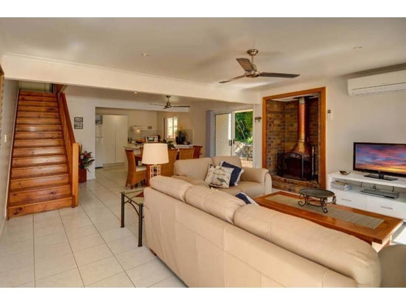 1/7 Orealla Crescent, Sunrise Beach QLD 4567