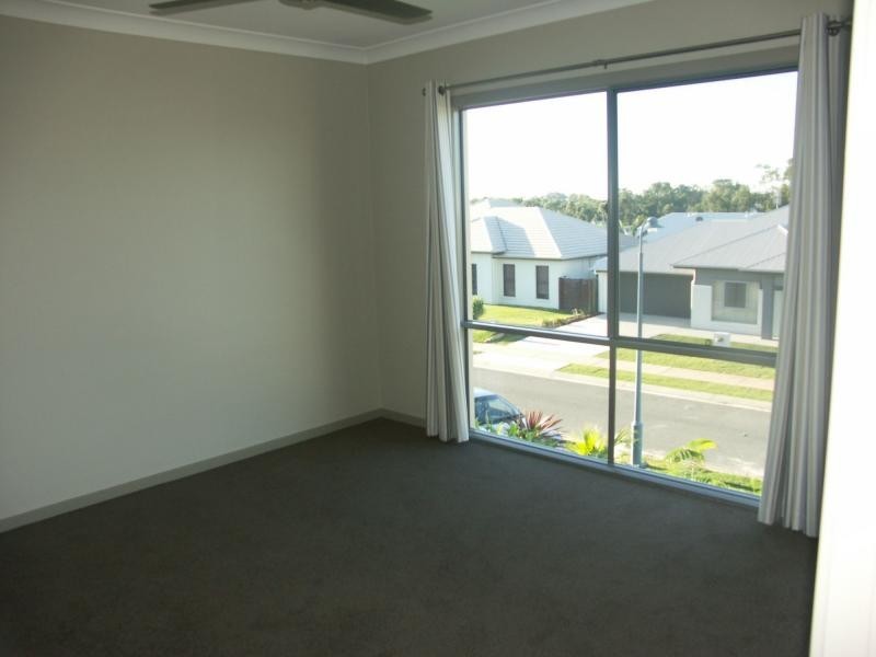 18 Montreal Drive, Peregian Springs QLD 4573