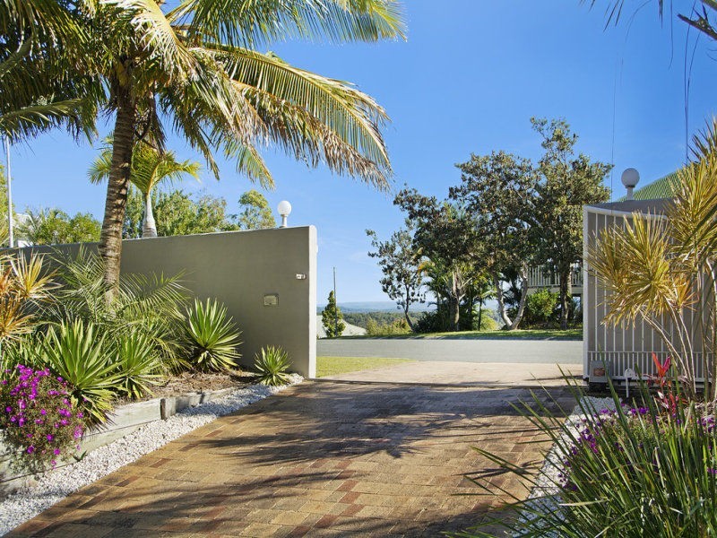 60 Southern Cross Parade, Sunrise Beach QLD 4567