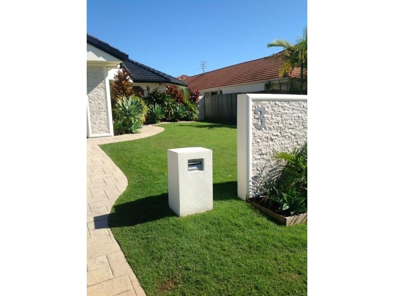 3 Genoa Court, Noosaville QLD 4566