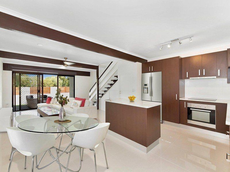 6/130 Noosa Parade, Noosaville QLD 4566