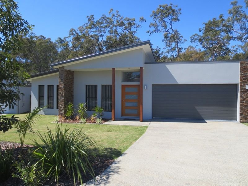 17 Azolla Circle, Noosaville QLD 4566