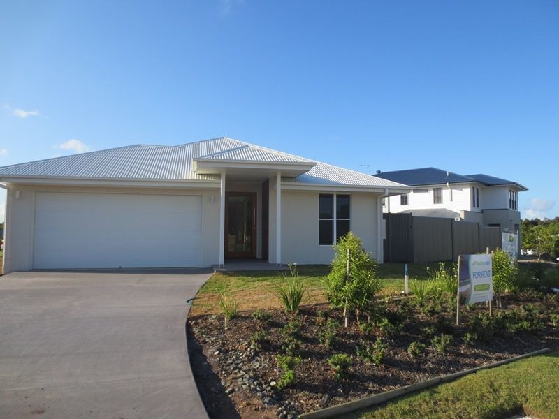 6 Hollyhock Circuit, Noosa Heads QLD 4567