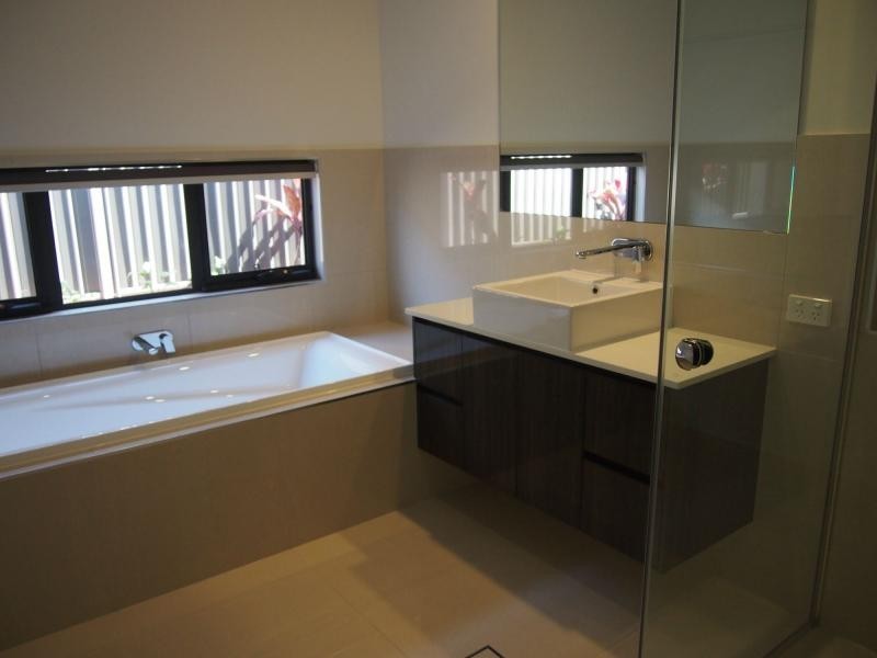 3 Sanctuary Avenue, Noosa Heads QLD 4567