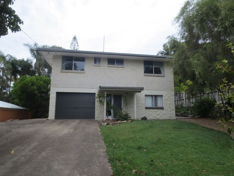 32 Katharina Street, Noosa Heads QLD 4567