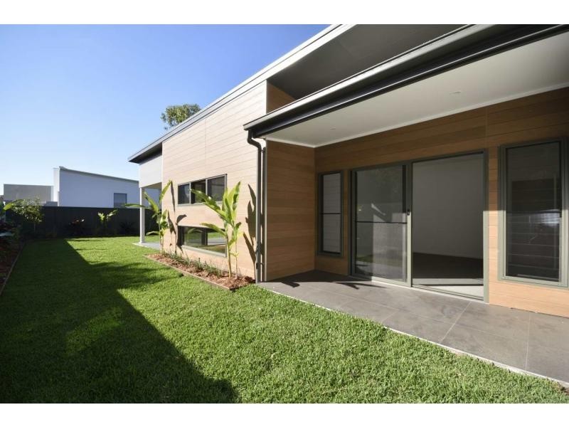 27 Bumpy Ash Lane, Noosa Heads QLD 4567