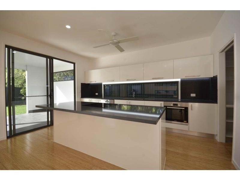 27 Bumpy Ash Lane, Noosa Heads QLD 4567