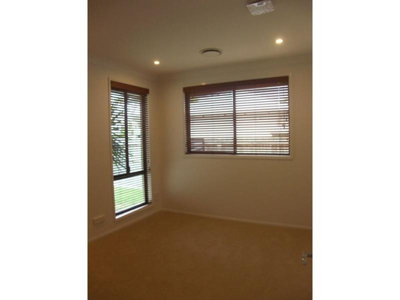 16 Greenside Court, Peregian Springs QLD 4573