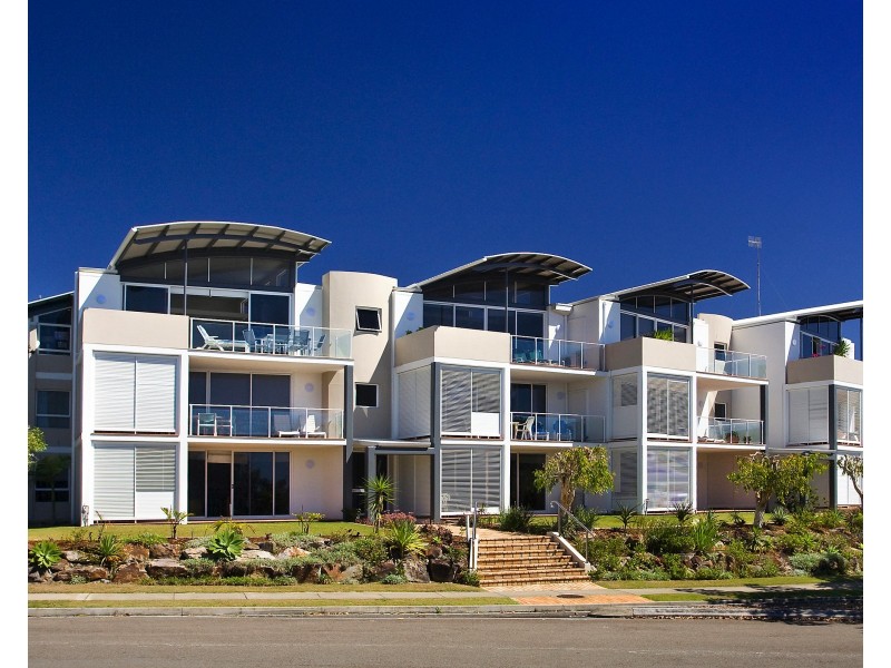 12/1 Selene Street, Sunrise Beach QLD 4567
