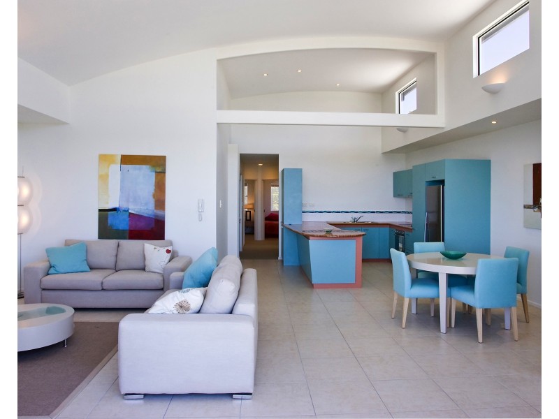 12/1 Selene Street, Sunrise Beach QLD 4567