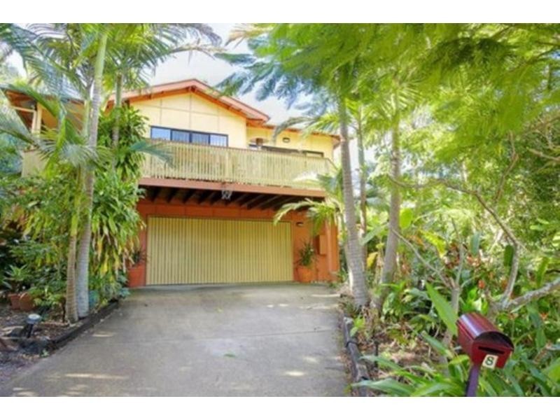8 Berrima Row, Noosa Heads QLD 4567