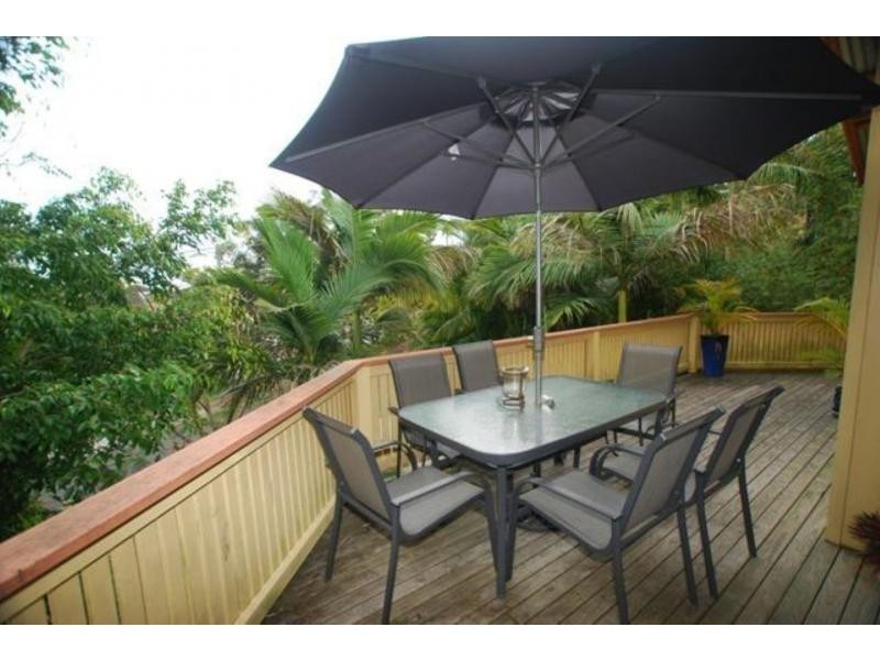8 Berrima Row, Noosa Heads QLD 4567