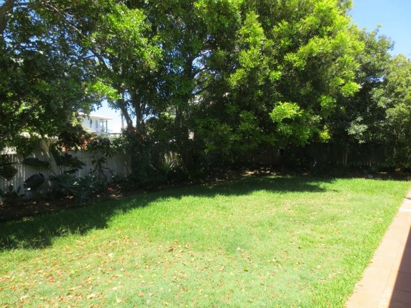 2/15 Margit Crescent, Sunrise Beach QLD 4567