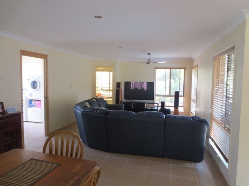 19 Victory Crescent, Sunrise Beach QLD 4567