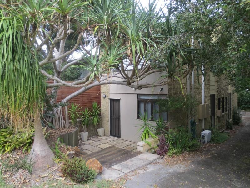2/9 Nebula Street, Sunshine Beach QLD 4567