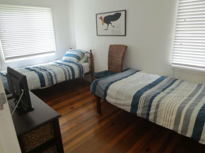 2/9 Nebula Street, Sunshine Beach QLD 4567