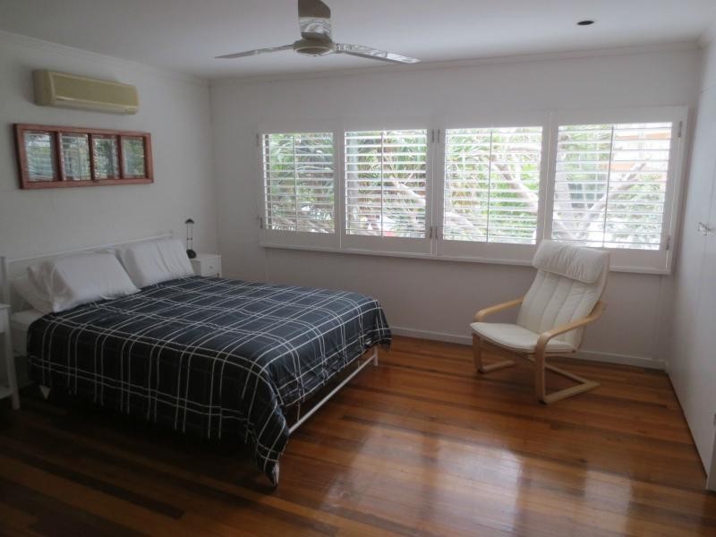 2/9 Nebula Street, Sunshine Beach QLD 4567